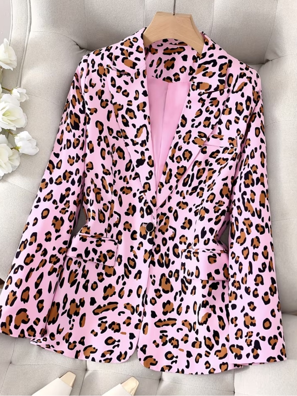 Fortune-Attracting Fashion Urban Elegance Vintage Satin Leopard Print Notched - Picture 6 of 7